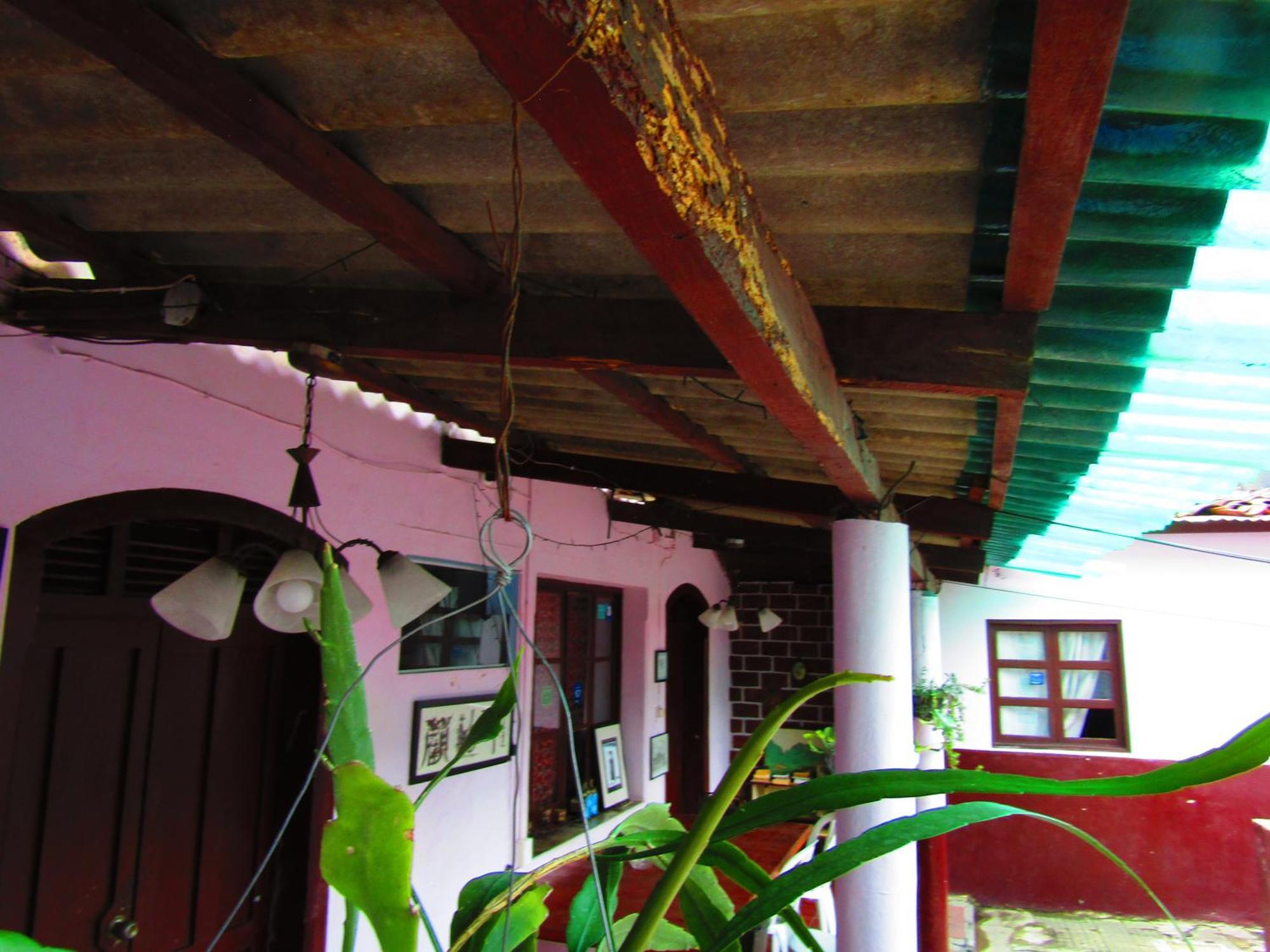 Casa Vieja Guest House Santa Ana Exterior photo