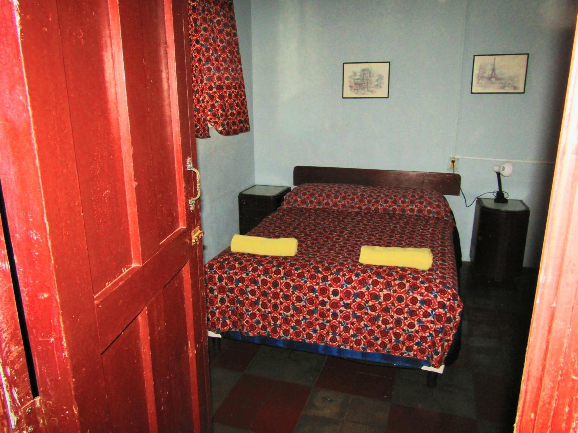 Casa Vieja Guest House Santa Ana Exterior photo